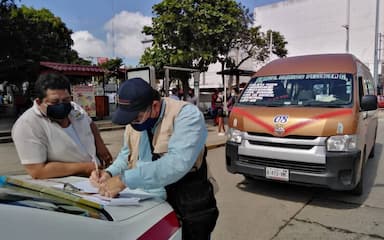 ImagenAbusan en transporte público de Feria Tabasco