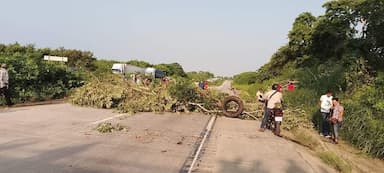 ImagenBloqueo carretero en Texistepec