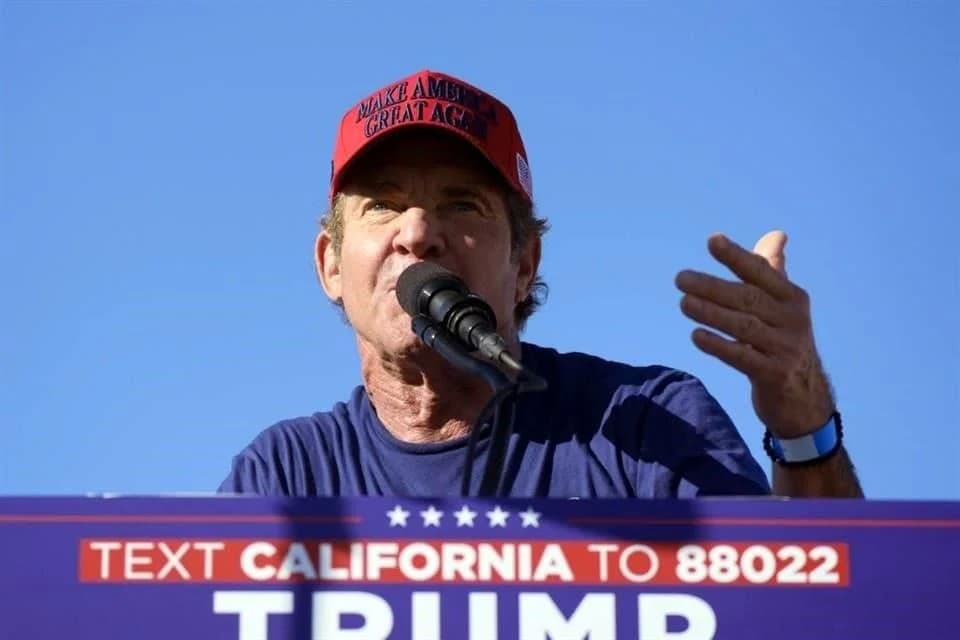 Apoya el actor Dennis Quaid a Donald Trump en mitin