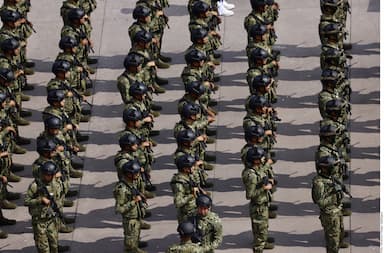 ImagenPriorizan Seguridad en sucesión militar 