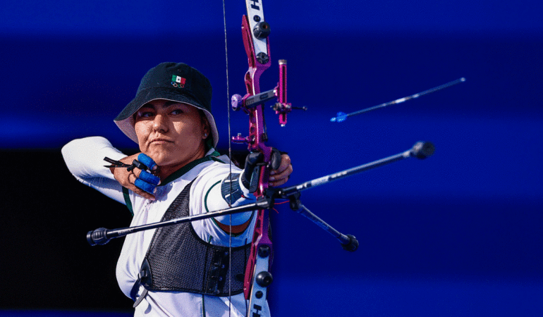 ImagenJustifica Conade rebaja de beca de medallista