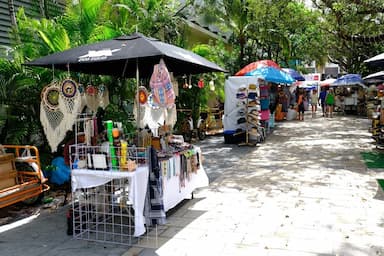 ImagenSe echan la bolita en permisos para ambulantes en Playa del Carmen