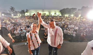 ImagenCierra Javier May junto a Sheinbaum frente a 50 mil personas en Tabasco