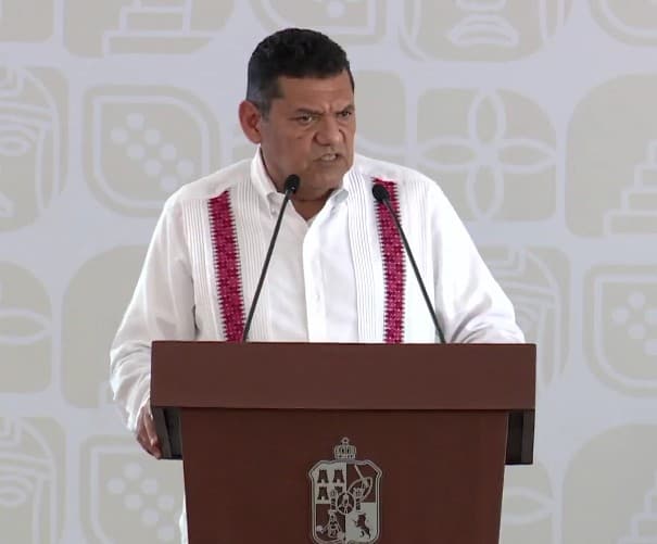 Traslada May culpa de medicinas caducas a Federación