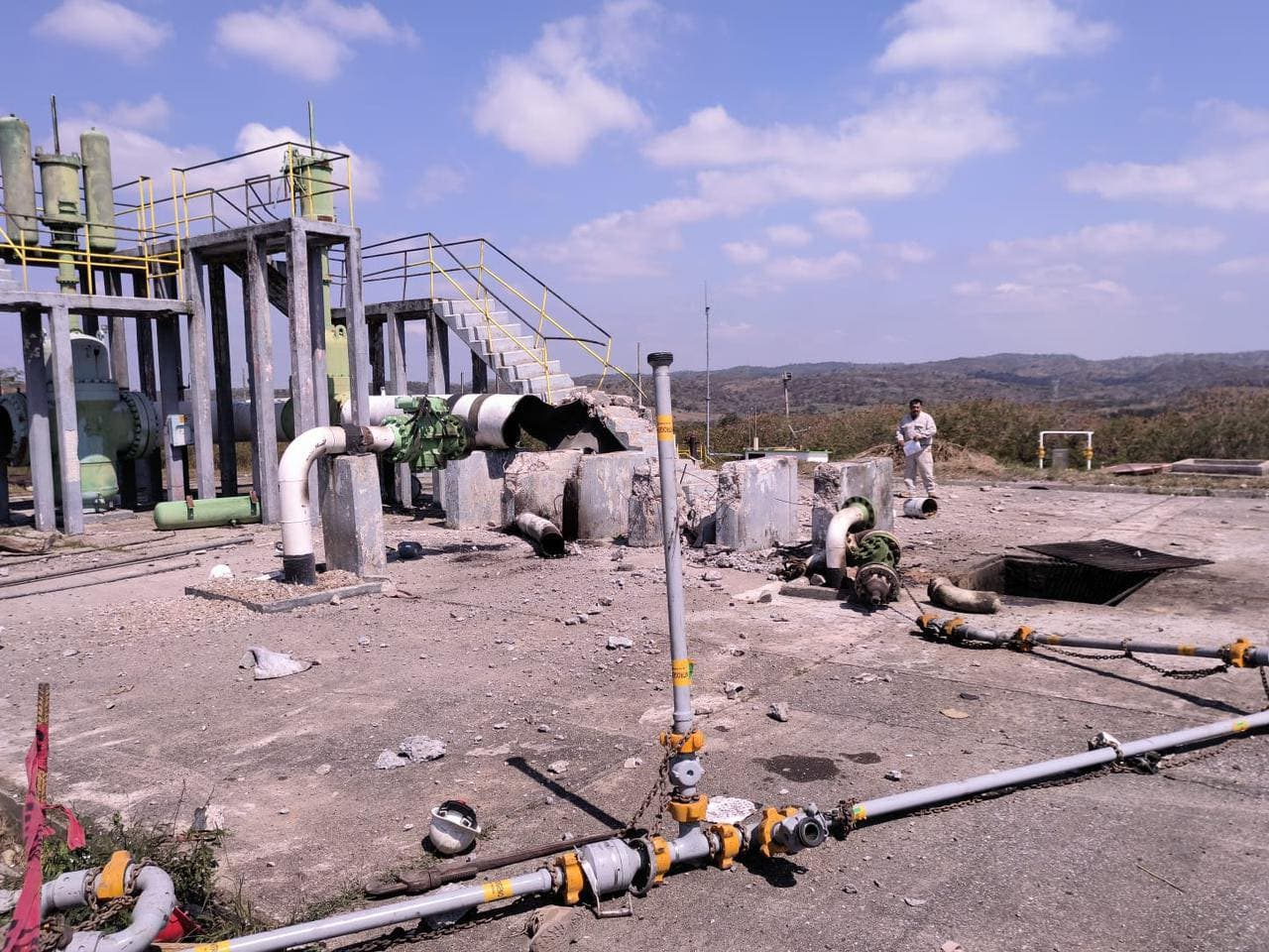 Explota ducto de Pemex en Oaxaca, tres muertos