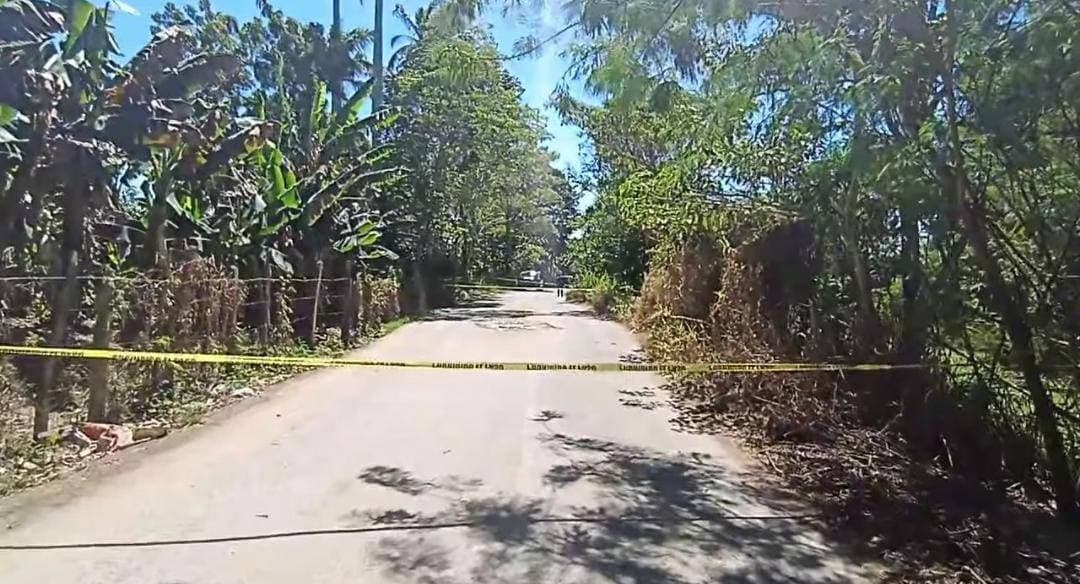 Abandonan cuerpo con manchas de sangre en la frente en Tamulté de las Sabanas