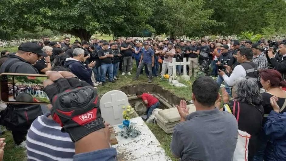 Sepultan a periodista asesinado en Poza Rica