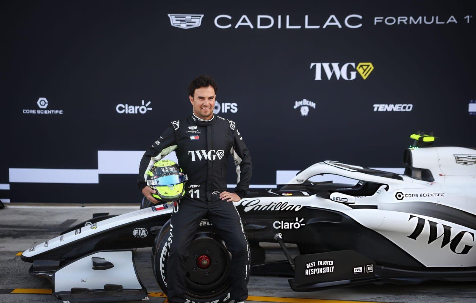 'Checo' Pérez y Cadillac encienden la pista en Bahréin