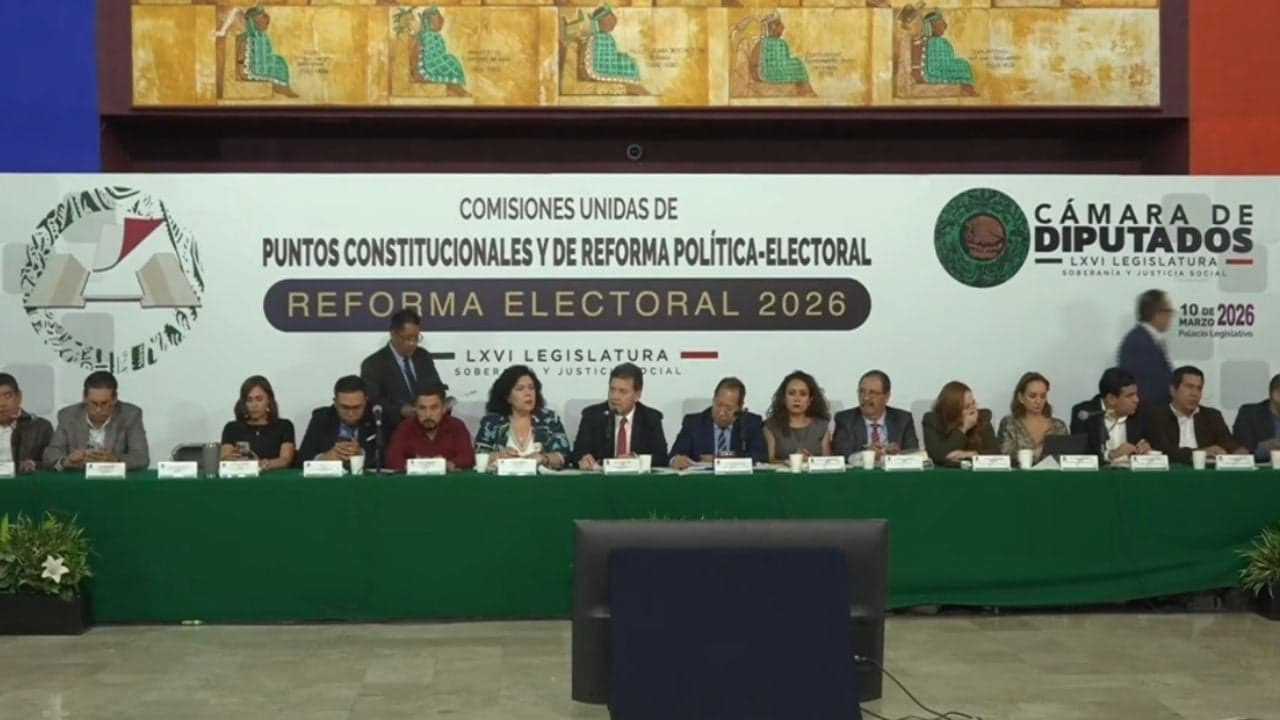 Sin aliados, aprueba Morena en comisiones proyecto de Reforma Electoral