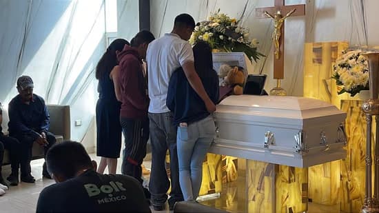 Despiden a Kevin logró reunirse con sus padres antes de morir