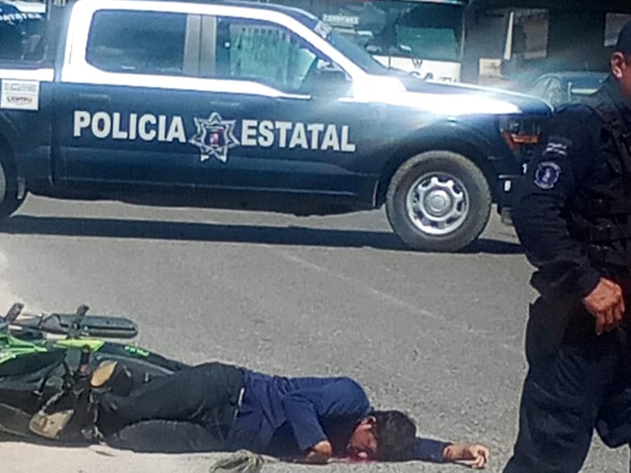 Ejecutan a hombre cuando circulaba en su motocicleta en la Villahermosa - Cárdenas