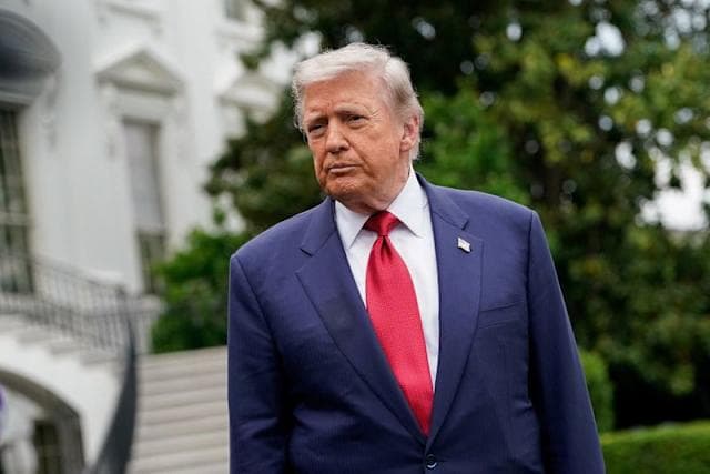 Suspende Trump impuesto a gasolinas en EU hasta que baje petróleo
