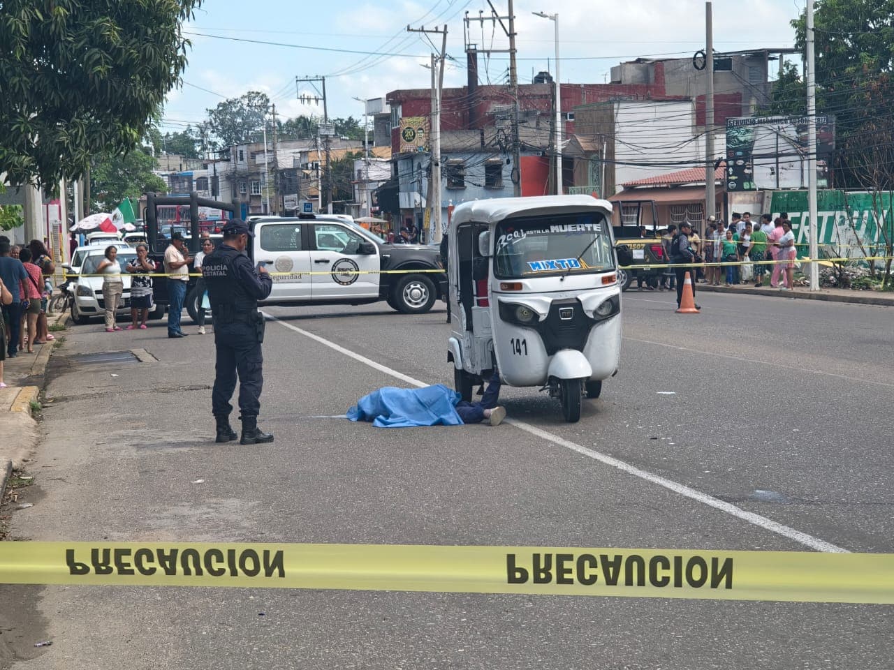 Ultiman a balazos a conductor de pochimóvil en colonia de Centro