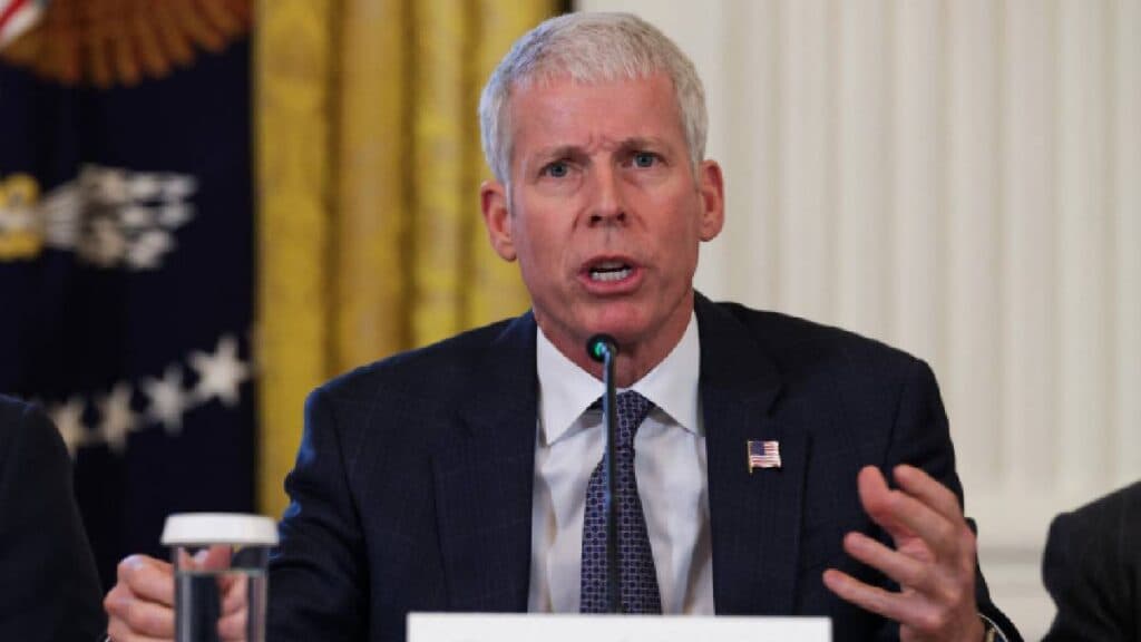 EU no ha pedido a México suspender petróleo a Cuba: Chris Wright