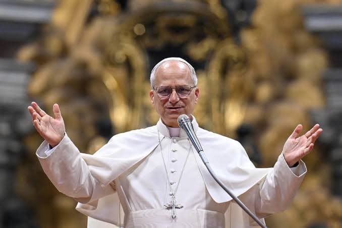 Esperanza en el Gemelli: el Papa León XIV evoluciona favorablemente