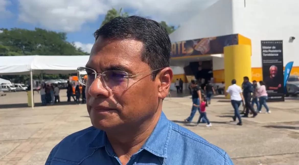 Son políticos frustrados: Morena sobre Generación Z