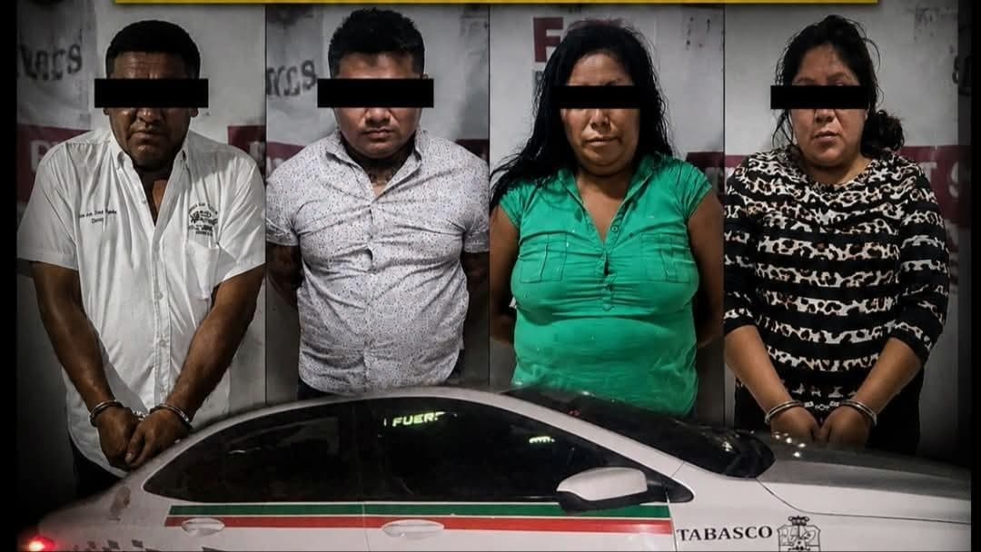 Cae "La Diabla" y tres cómplices en Comalcalco por narcomenudeo