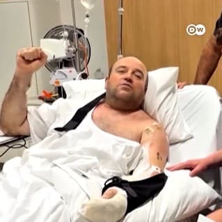 Dan a héroe que desarmó a terroristas 2.5 mdd