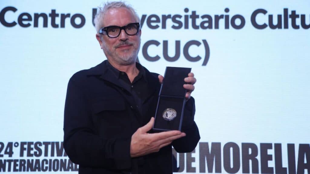Alfonso Cuarón Recibe la Medalla Filmoteca UNAM en el FICM