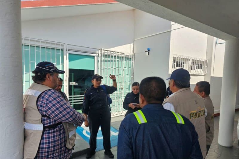 Anuncia Semades atención a contaminación por derrame en Paraíso