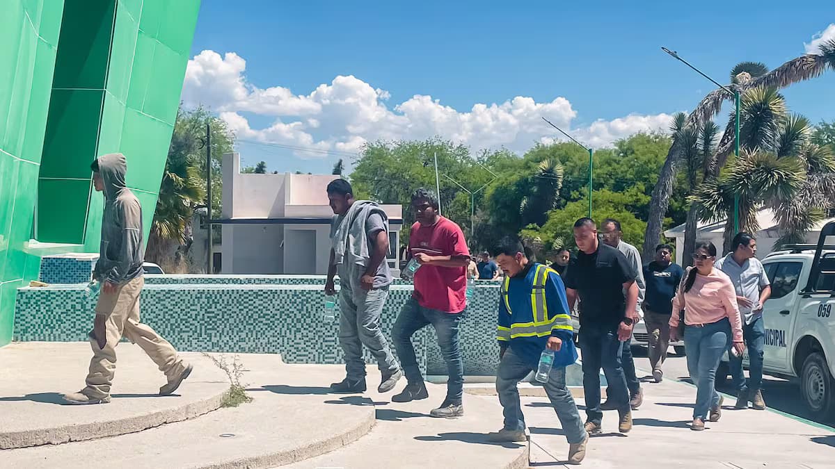 Aparecen vivos siete electricistas desaparecidos en SLP