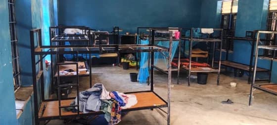 Escapan 50 de 300 niños secuestrados en Nigeria