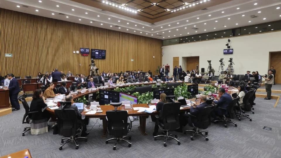 El INE debate la posible creación de cuatro nuevos partidos políticos para 2027
