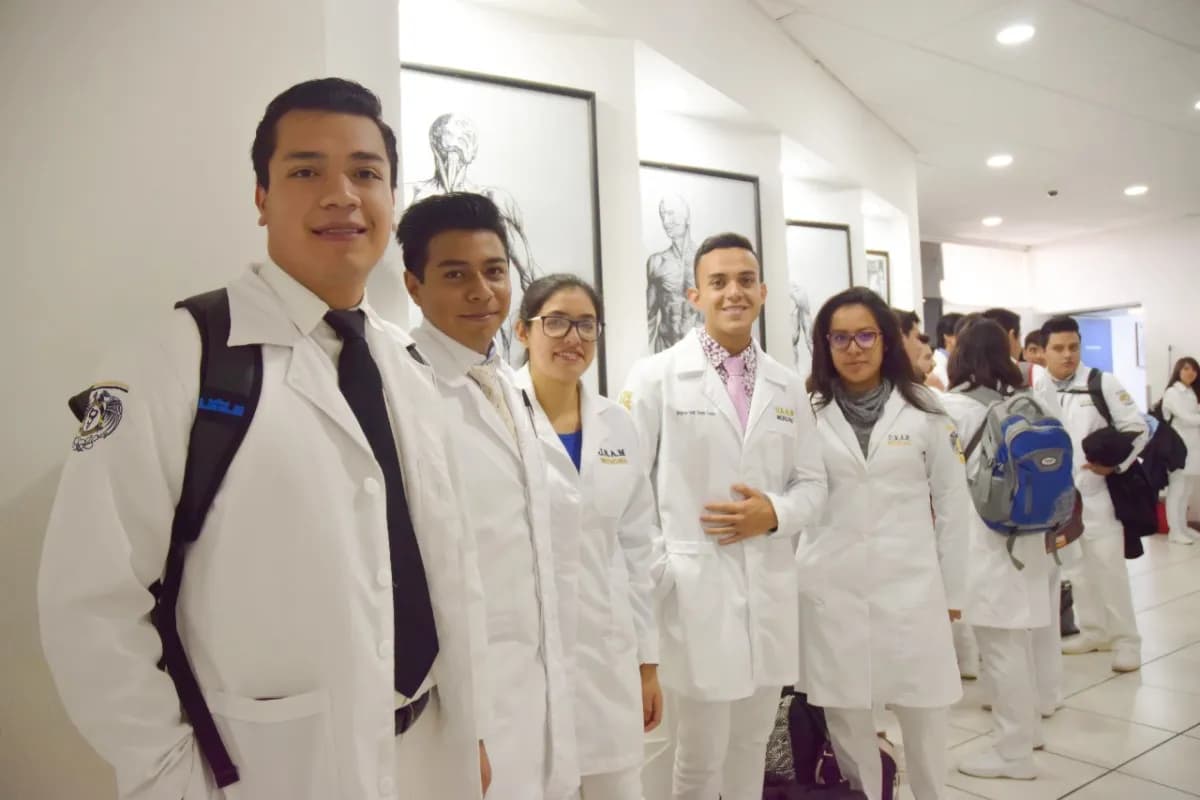 Aceleran Universidad de la Salud en Tabasco por déficit de médicos