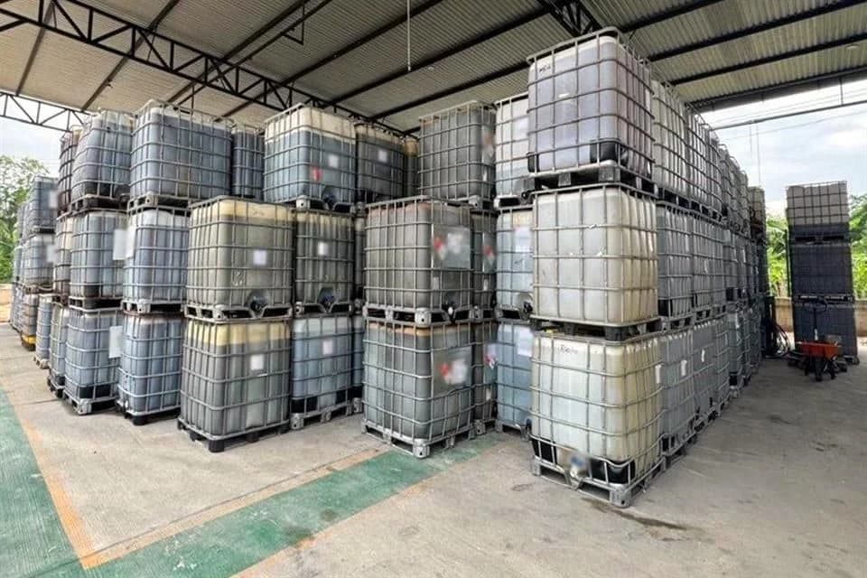 Aseguran 880 mil litros de huachicol en Cunduacán