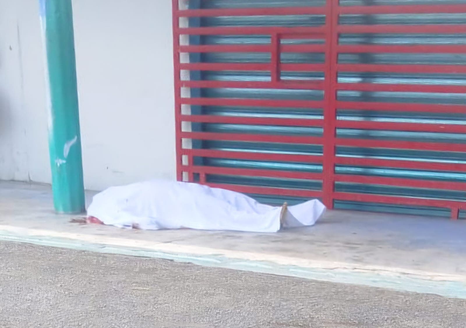 Muere hombre tras ser atacado a balazos en Cunduacán