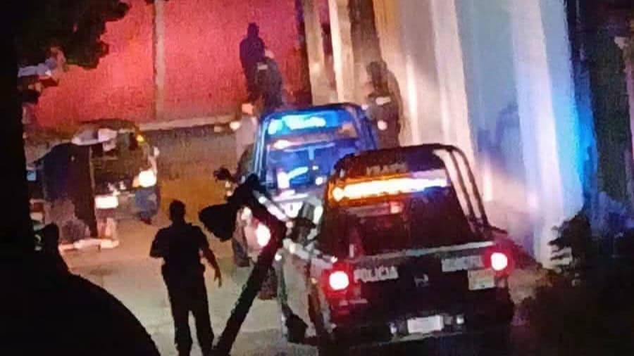 Muere joven en Teapa tras ser baleado cerca de un auto hotel
