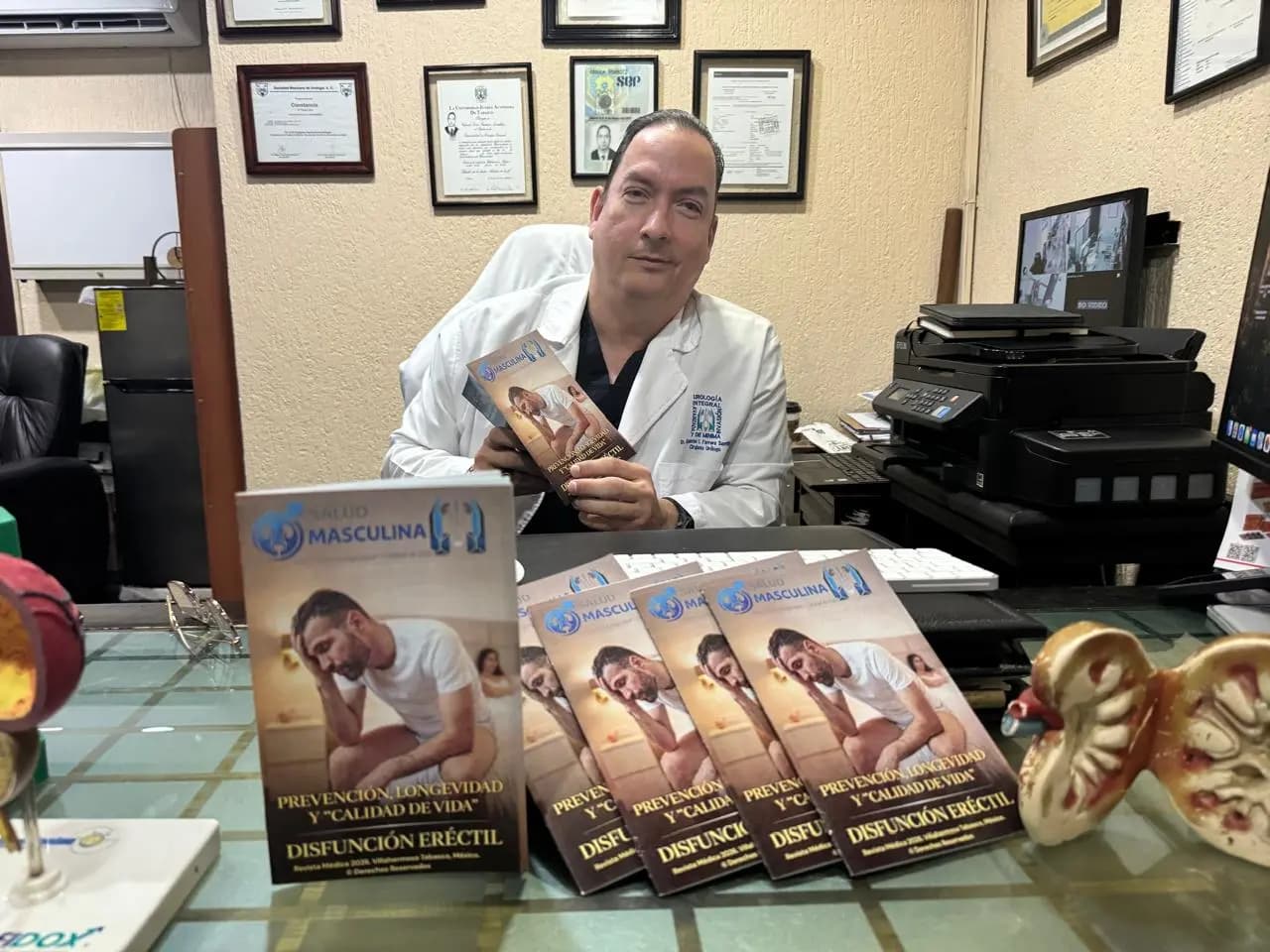 Publican la revista "Salud Masculina", buscan mejorar vitalidad en hombres