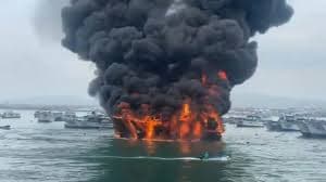 Descarta Ecuador ataque por incendio de 35 barcos