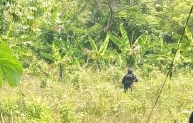 Se enfrentan a balazos militares y civiles armados en Huimanguillo